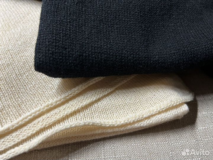 В наличии Палантин из 100 кашемира Cariaggi