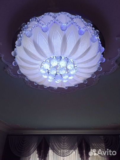 Люстра потолочная