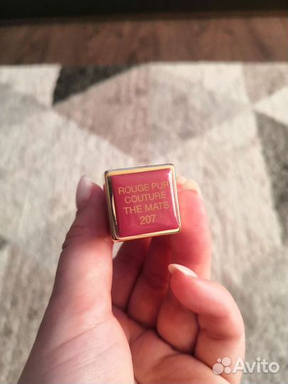 Помада Dior, YSL