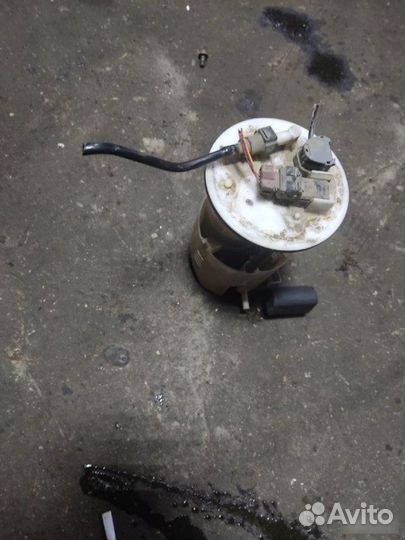 Насос топливный Mitsubishi Galant 9