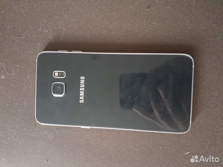 Телефон Samsung