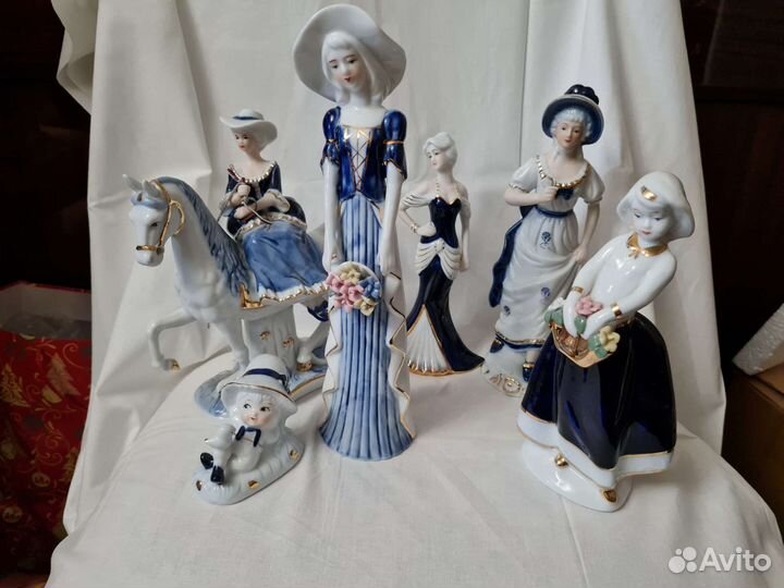 Очень красивые фарфоровые статуэтки