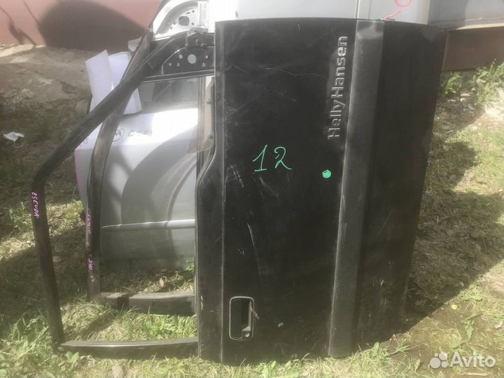 Дверь Suzuki Escudo