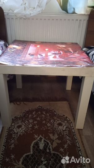 Журнальный столик IKEA