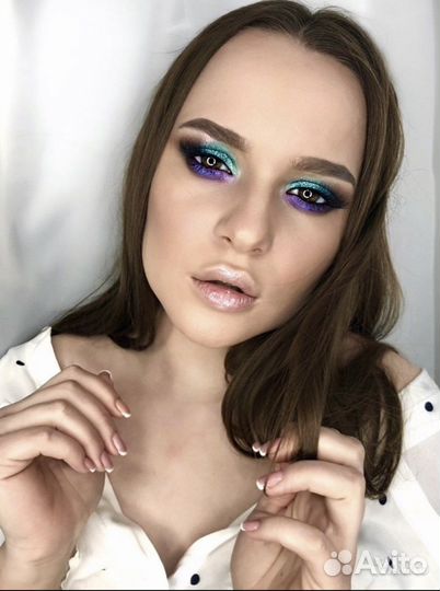 Визажист- Бровист