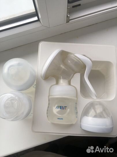 Молокоотсос avent ручной с бутылочками