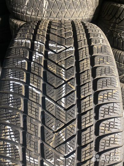 Pirelli Scorpion Winter 285/40 R21 109V