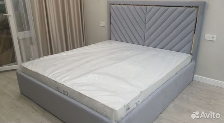 Современная кровать