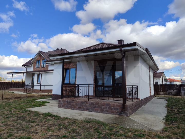 Коттедж 75 м² на участке 4,4 сот.