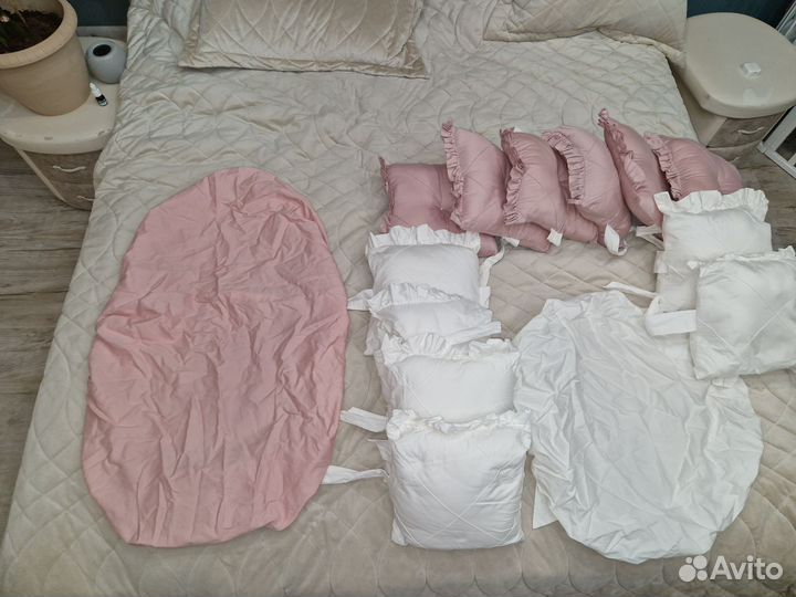 Бортики в детскую кроватку бу с простыней