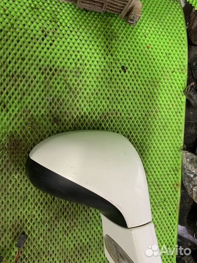 Зеркало правое электрическое с датчикомPeugeot 308