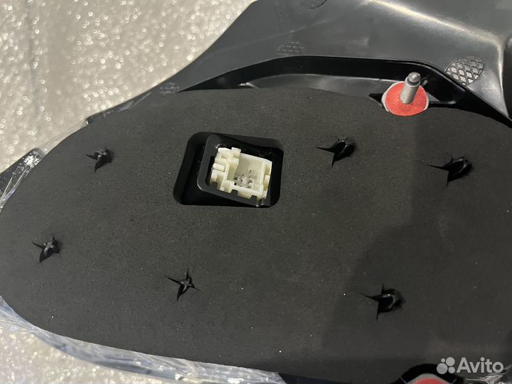 Левый задний фонарь Mercedes w205 рестайл новый