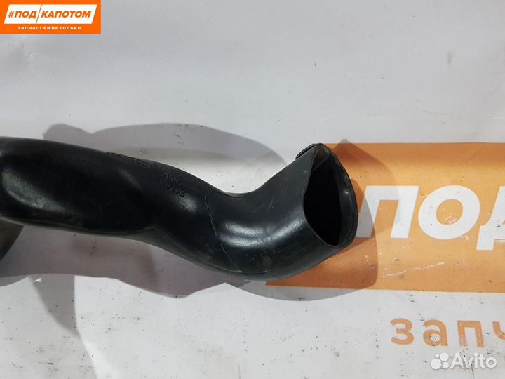 Патрубок воздушного фильтра Ford Focus 3 2011