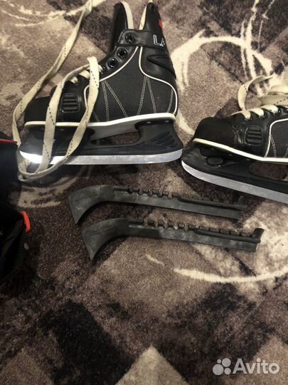 Коньки хоккейные детские