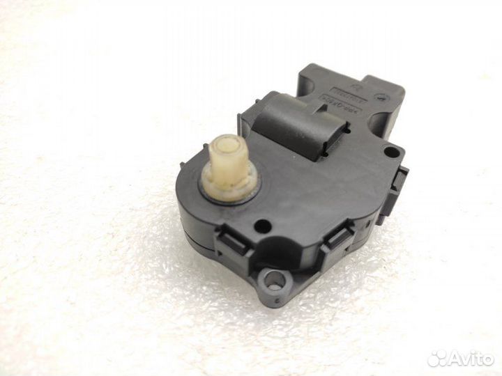 Сервопривод заслонок печки Mercedes-Benz C-Class