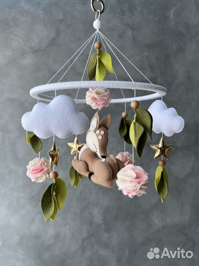 Мобиль для новорожденных из фетра