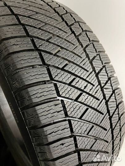 Continental ContiVikingContact 6 235/55 R18