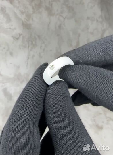 Кольцо из керамики