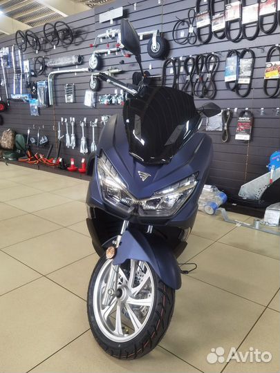 Скутер Vento VMC PCX (200)