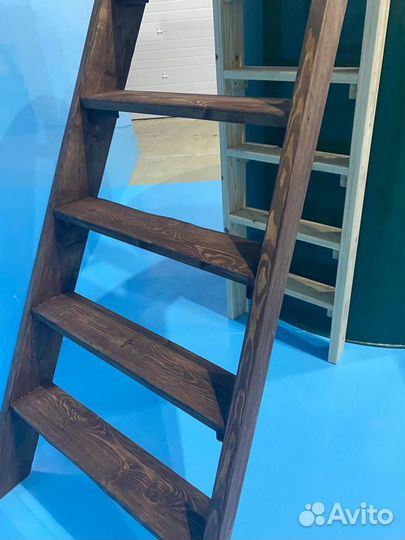 Купель с лестницей