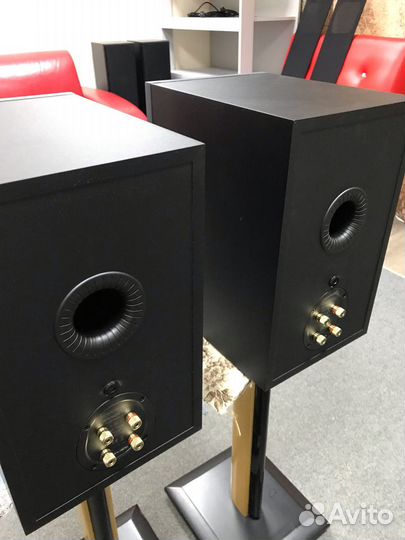 Полочная акустика Monitor Audio Bronze 100 (6G) Bl