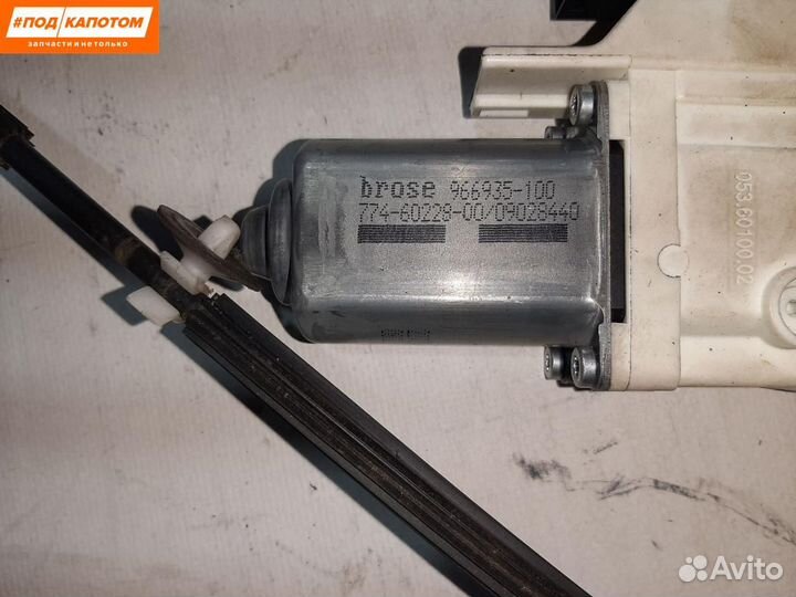 Стеклоподъемник передний левый Audi A4 B8/8K 2008