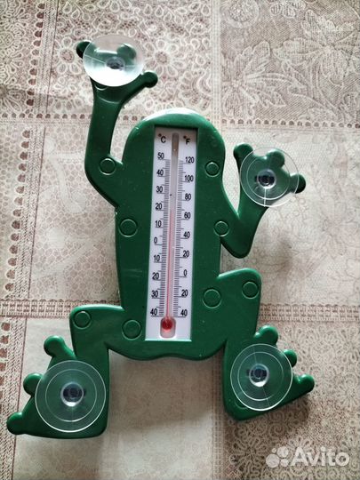 Дермантин,Колеса, Термометр, коврики,уголки,крючки