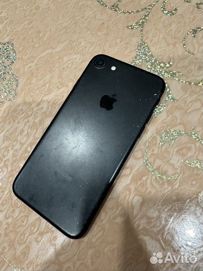 iPhone 7, 32 ГБ