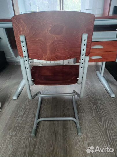 Растущая парта и стул дэми