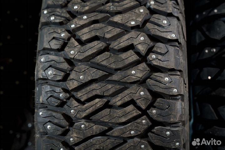 Maxxis Razr AT 35/12.5 R17