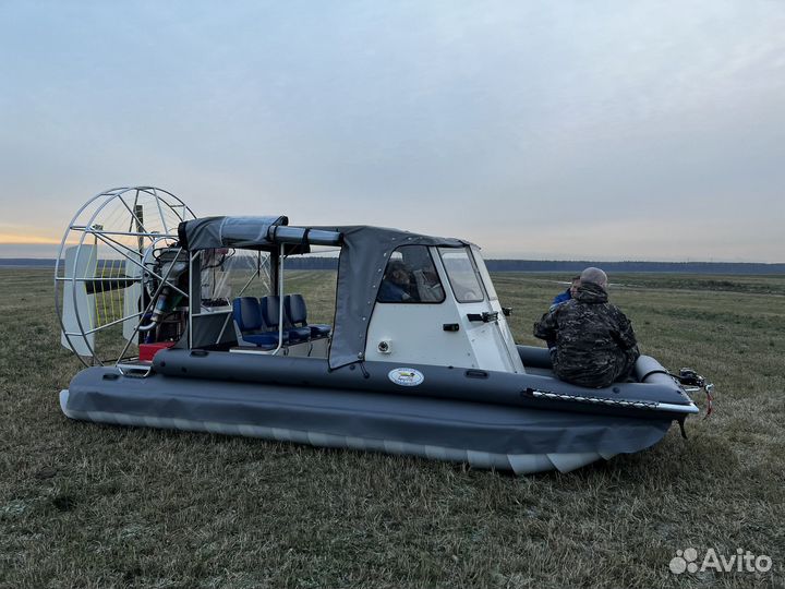 Аэролодка «Бриз 555» 200 л.с