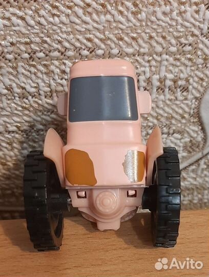 Трактор корова из мультика Тачки