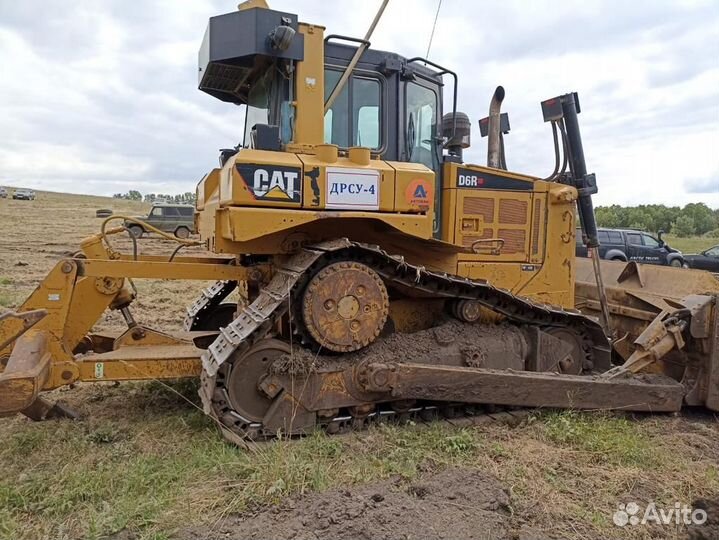 CAT D6R, 2011