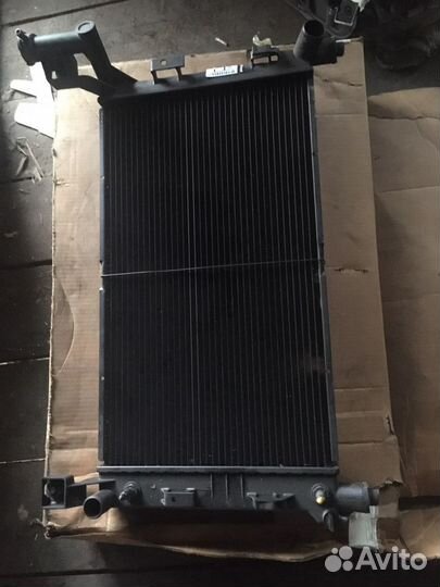 Радиатор охлаждения додж караван 1992-95гг