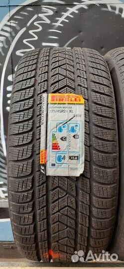 Pirelli Scorpion Winter 275/45 R21