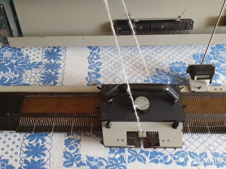 Вязальная машинка Нева-3