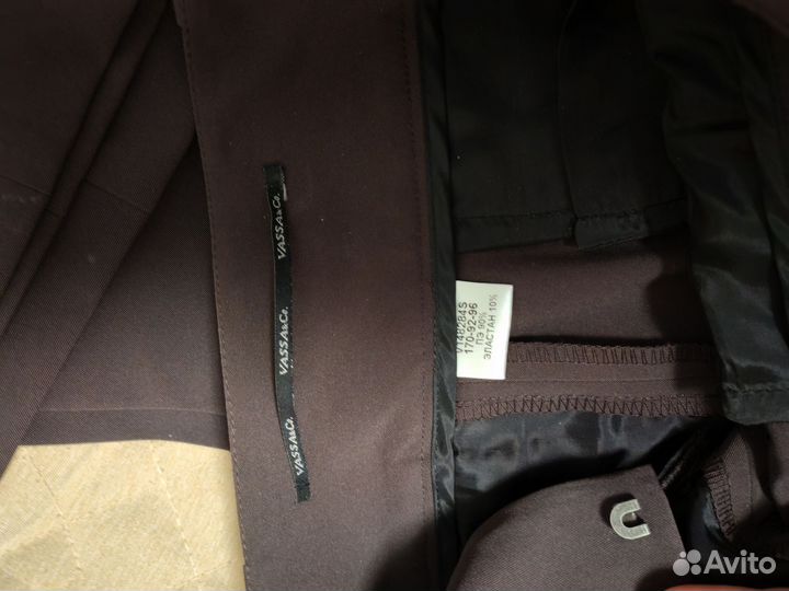 Брюки женские классические Vassa&Co, размер М