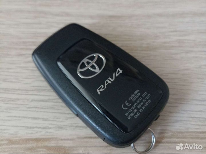 Ключ для Toyota RAV4 2018, b2t2k2r, Hybrid