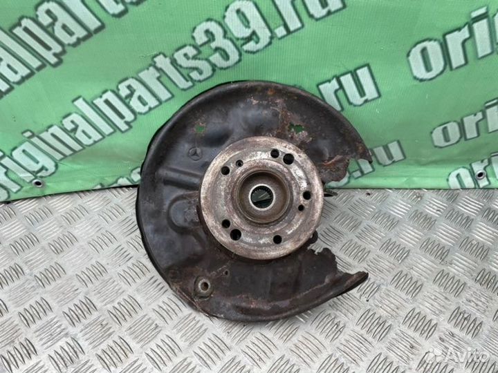 Ступица задняя левая Mercedes-Benz E-Class W210