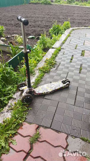 Самокат детский трехколесный