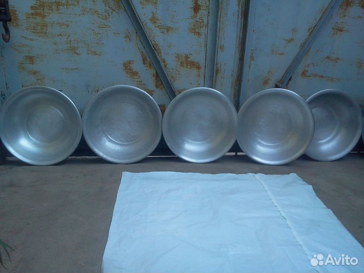 Тазики алюминиевые