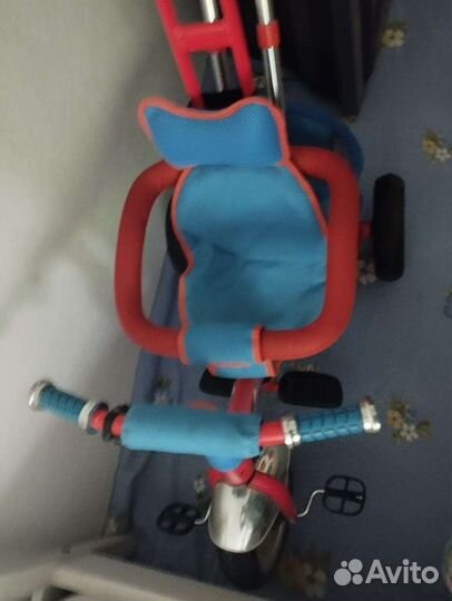 Детский трехколесный велосипед новый