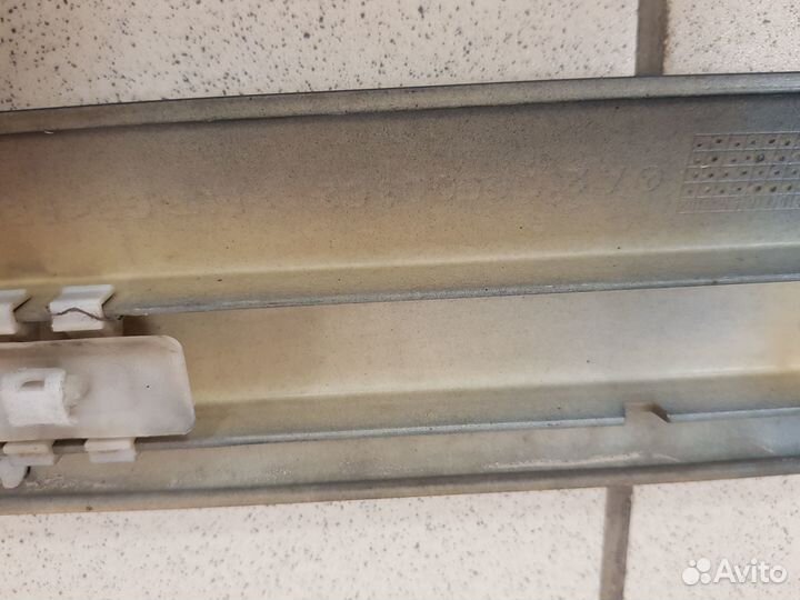 Накладка на дверь Mercedes-Benz E-Class 1997