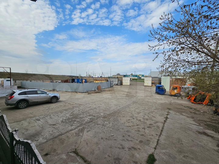 Продается производственная база с арендаторами 383