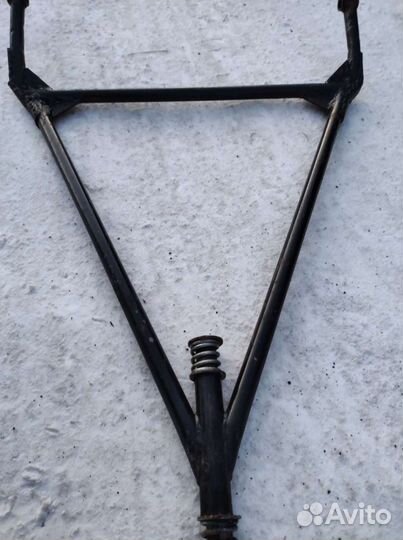 Дышло для прицепа снегохода