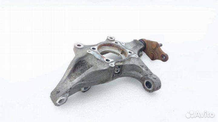 Б/У Кулак поворотный Состояние отличное, оригинал