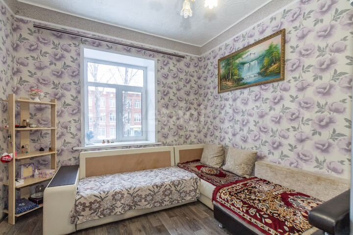 Комната 21,4 м² в 4-к., 2/2 эт.