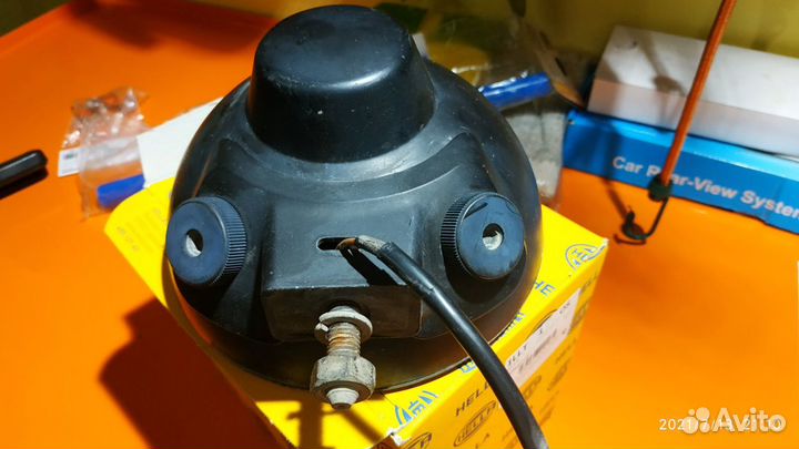 Противотуманная фара Hella