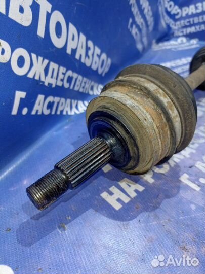 Левый привод Ваз Лада 2110 седан 21124 2012