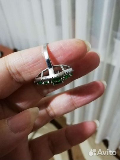Серебряное кольцо
